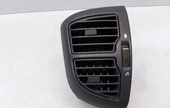 Fiat Ducato Dashboard side air vent grill/cover trim 130422602