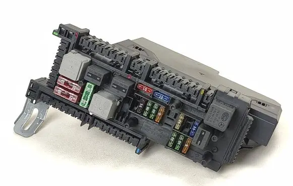 Mercedes-Benz E W212 Comfort/convenience module A2129009922 260707HR0811 2129009922