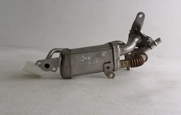 Nissan Juke I F15 EGR valve cooler 147357324R 53171220A