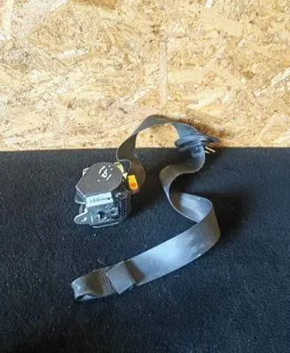 Seat Ibiza IV (6J,6P) Front seatbelt 6J3857706B