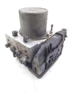 Toyota Avensis T270 ABS Pump 0265950749 1304100138