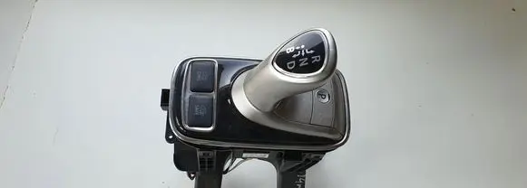 Mitsubishi Outlander Gear shifter/selector 2400A355 8015A132ZZ