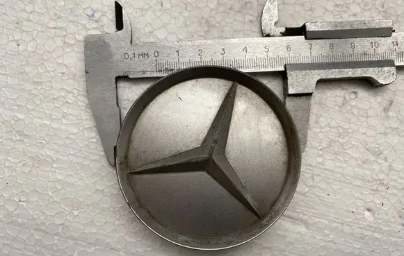 Mercedes-Benz C W202 Original wheel cap 2014010225