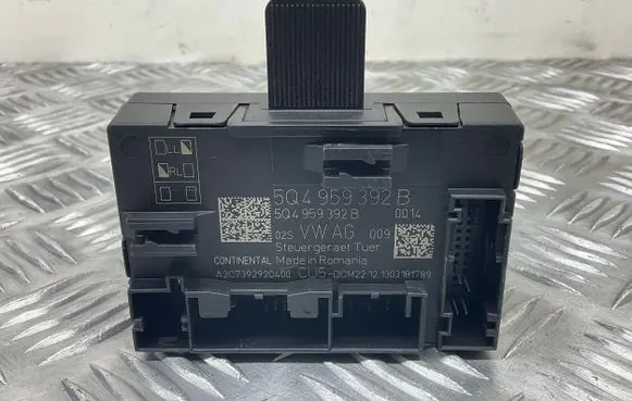 Volkswagen Golf VII Door control unit/module 5Q4959392B