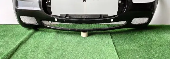 Maserati Quattroporte Front bumper 060370300