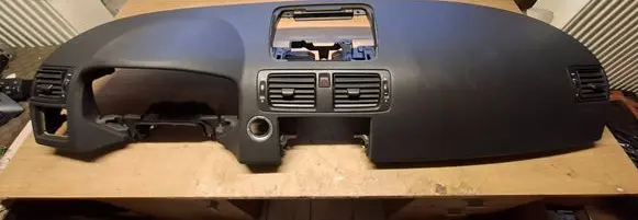 Volvo V50 Dashboard 8660105 30615716