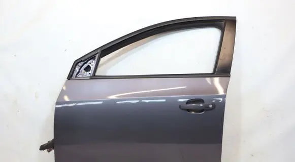 Chevrolet Cruze Front door