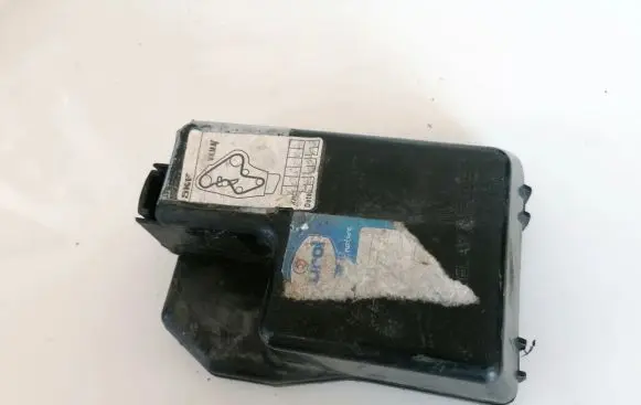 Toyota Avensis Verso Fuse box cover