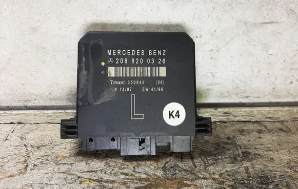 Mercedes-Benz CLK A208 C208 Door control unit/module 2088200326