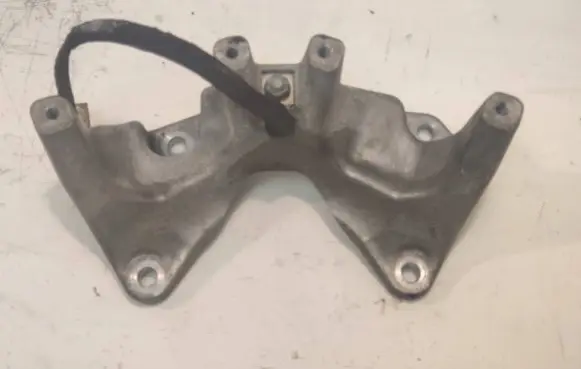 BMW 6 F12 F13 Gearbox mounting bracket 2284084 23191310