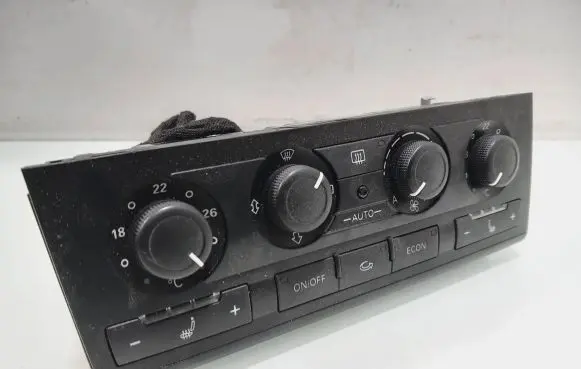 Audi A6 S6 C6 4F Climate control unit 4F1820043AA 5HB00883439