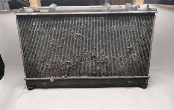 Mazda 6 Coolant radiator