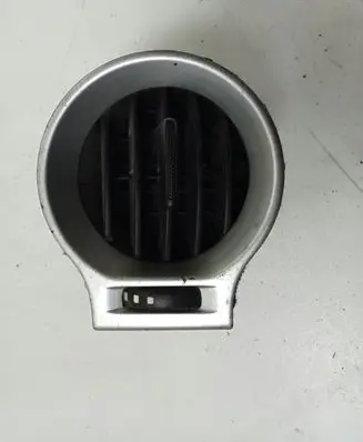 Renault Koleos I Dash center air vent grill 68760JY00A