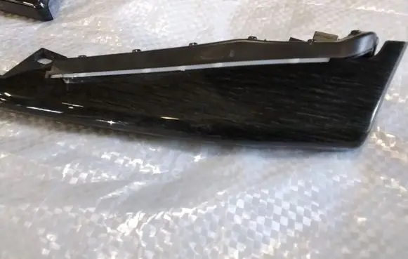 Audi Q7 4M Dashboard glove box trim 4M8853190J 4M8853189J