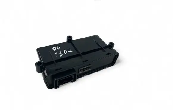 Tesla Model S Tailgate/trunk control unit/module 100751100A