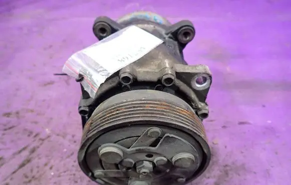 Skoda Octavia Mk1 (1U) Air conditioning (A/C) compressor (pump)