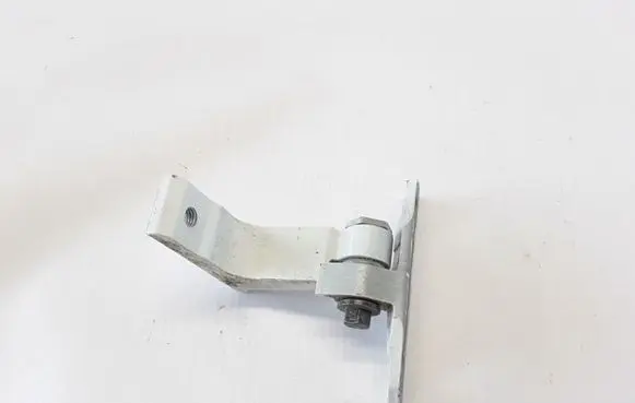 Volvo S60 Rear door lower hinge 31218527