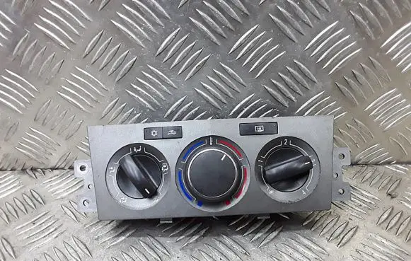 Opel Antara Climate control unit 20888078