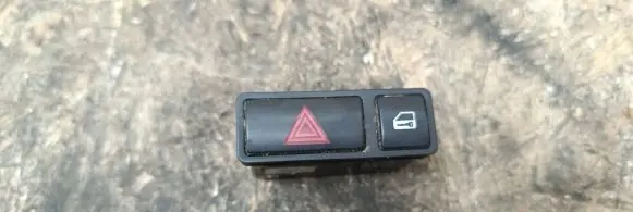BMW 3 E46 Hazard light switch 8368920