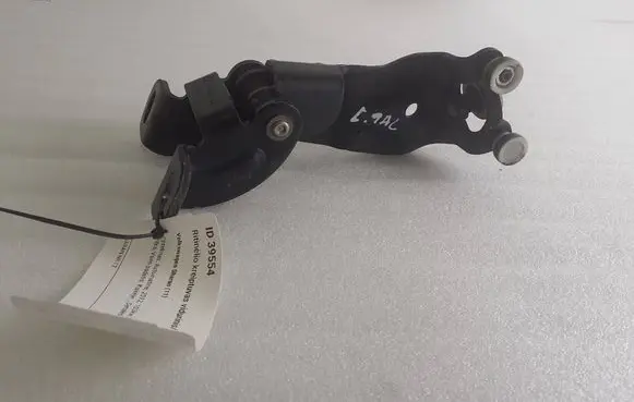 Volkswagen Sharan Sliding door middle roller runner 7N0843335C