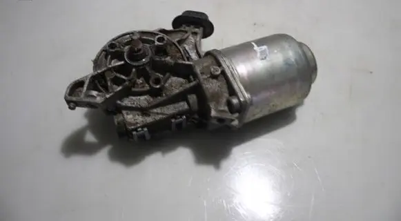 Renault Fluence Wiper motor