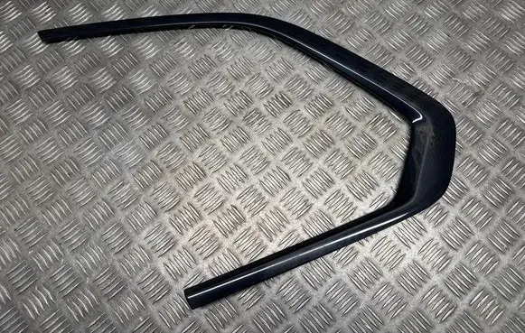 BMW X5 G05 Rear side glass trim 7444087