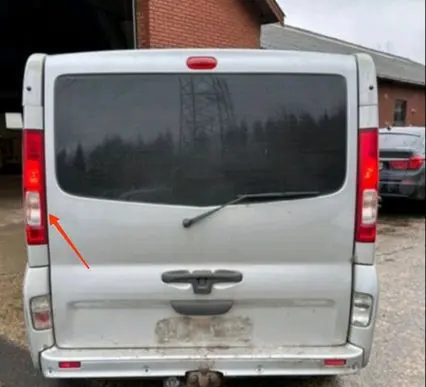 Opel Vivaro Rear/tail lights 93857722