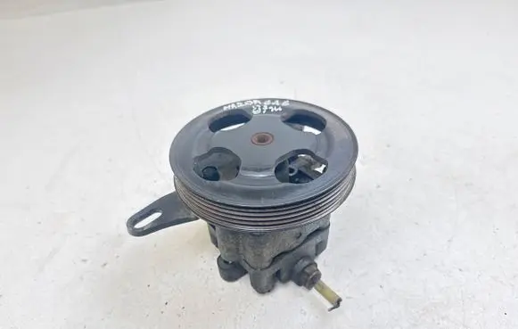 Mazda 626 Power steering pump