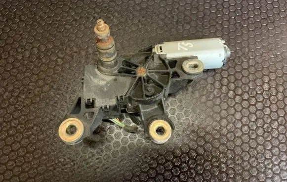 Volkswagen Transporter - Caravelle T5 Rear window wiper motor 7H0955711 48844930 404808