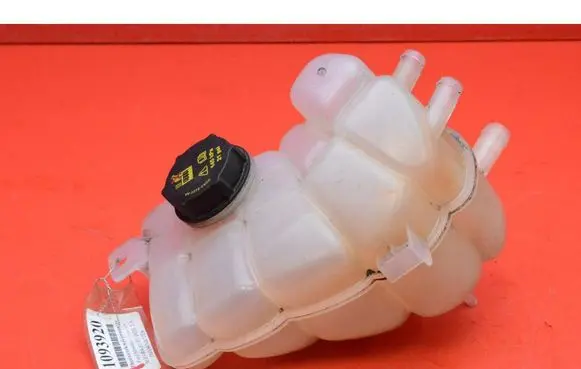 Ford Mondeo MK I Coolant expansion tank/reservoir DG938A080BA
