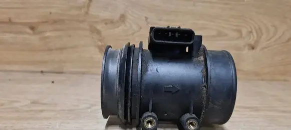 Volvo S60 Mass air flow meter 9202199