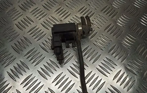 Ford Galaxy Valve vacuum 1J0906627