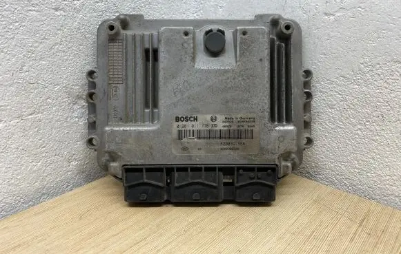 Renault Scenic II - Grand scenic II Engine control unit/module 8200391966 0281011776