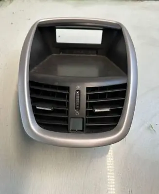 Peugeot 207 Dash center air vent grill 9650068177