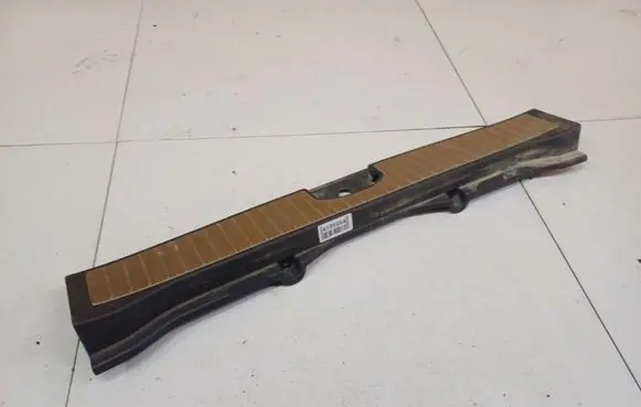 Other trunk/boot trim element