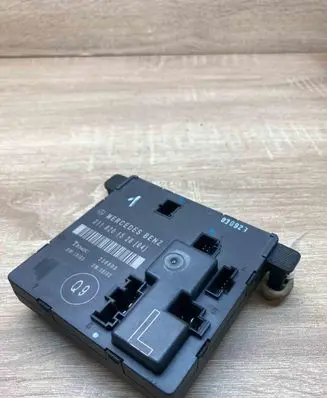 Mercedes-Benz E W211 Door control unit/module 2118201526 356805USED