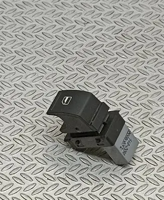 Volkswagen Golf V Electric window control switch 7L6959855B 065201S