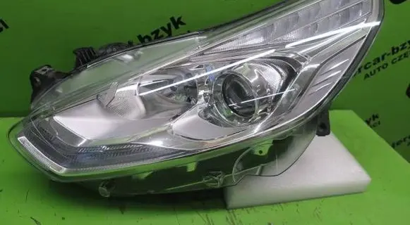 Ford S-MAX Headlight/headlamp EM2B-13W030-JH