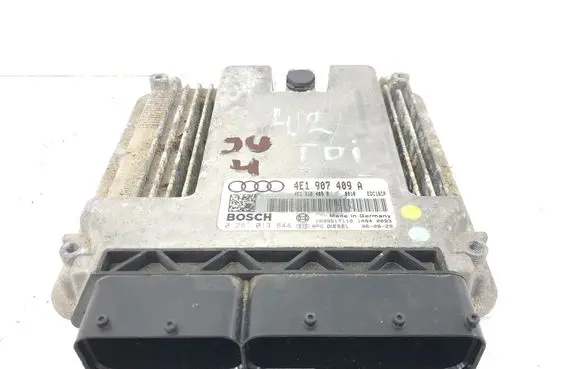 Audi A8 S8 D3 4E Engine control unit/module 4E1907409A