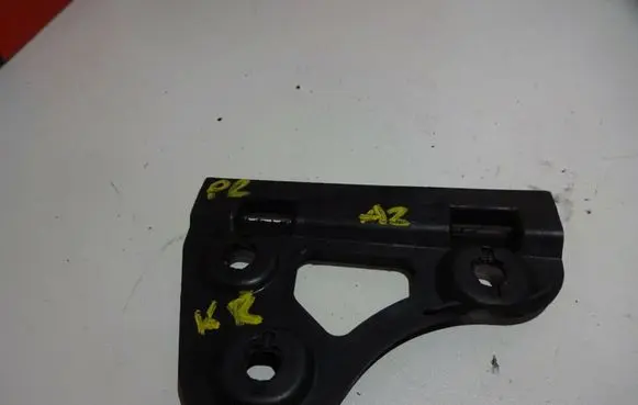 Audi A2 Fender mounting bracket 8Z0821249