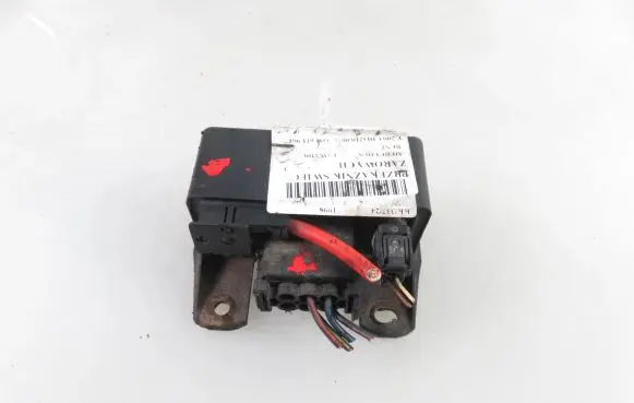 Mercedes-Benz E AMG W210 Glow plug pre-heat relay
