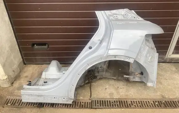 Renault Megane E-Tech Rear quarter panel 