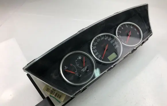 Nissan Primera Speedometer (instrument cluster) AU877