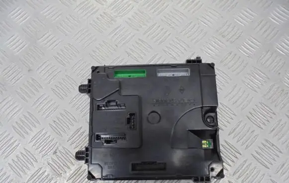 Renault Laguna III Fuse box set A2C53297639