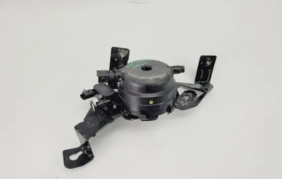 Citroen Berlingo Fuel filter housing 9816182880