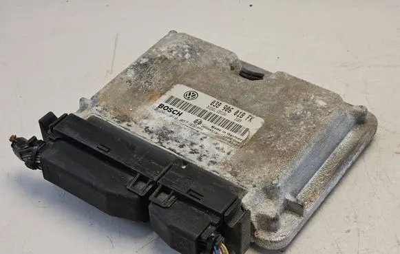 Volkswagen Caddy Engine control unit/module 038906018FK 0281010057 28SA4515