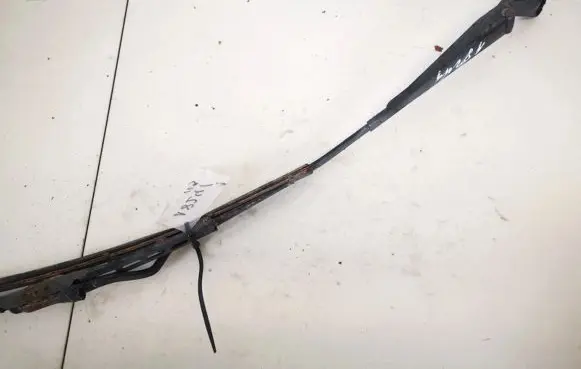 Volkswagen Golf III Front wiper blade arm 1h1955410a