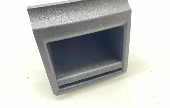 Audi A3 S3 A3 Sportback 8P Dashboard storage box/compartment 8P0863351D