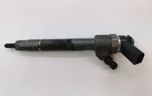 Mercedes-Benz B W245 Fuel injector A6400700787 0445110167