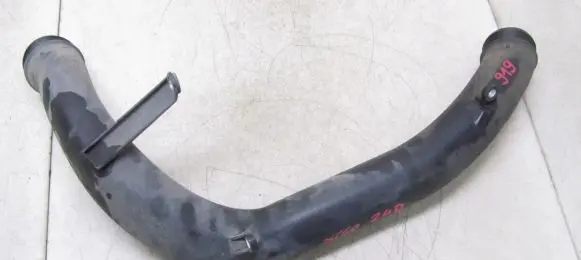 Volvo XC60 Intercooler hose/pipe 31261343